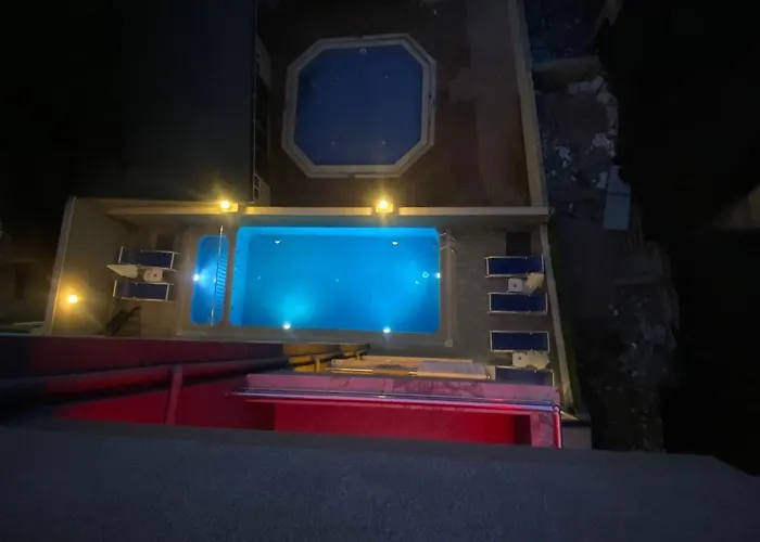 Cleopatra Aqua فندق ألانيا